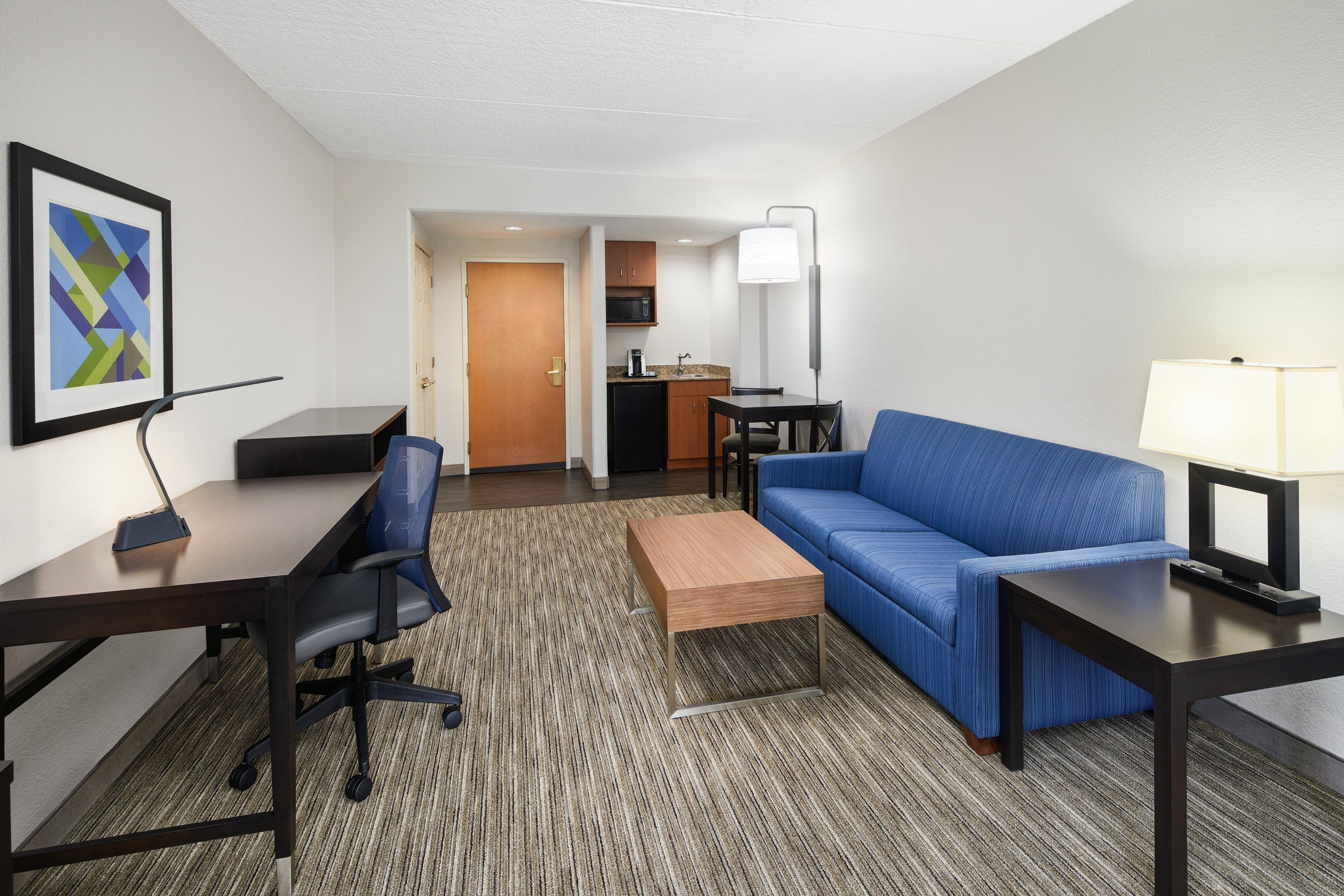 Holiday Inn Express & Suites Jacksonville South East - Medical Center Area By Ihg Exterior photo