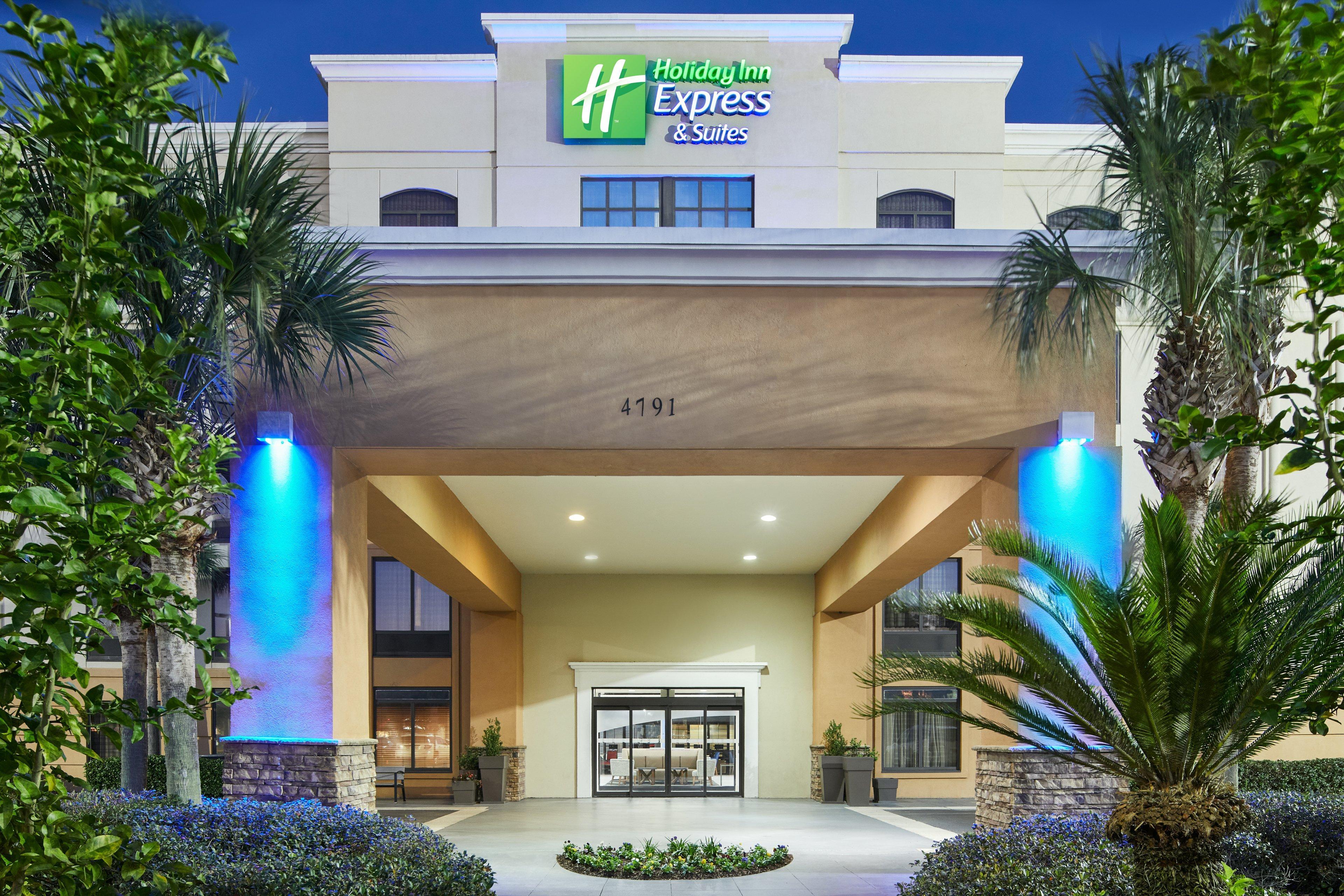 Holiday Inn Express & Suites Jacksonville South East - Medical Center Area By Ihg Exterior photo
