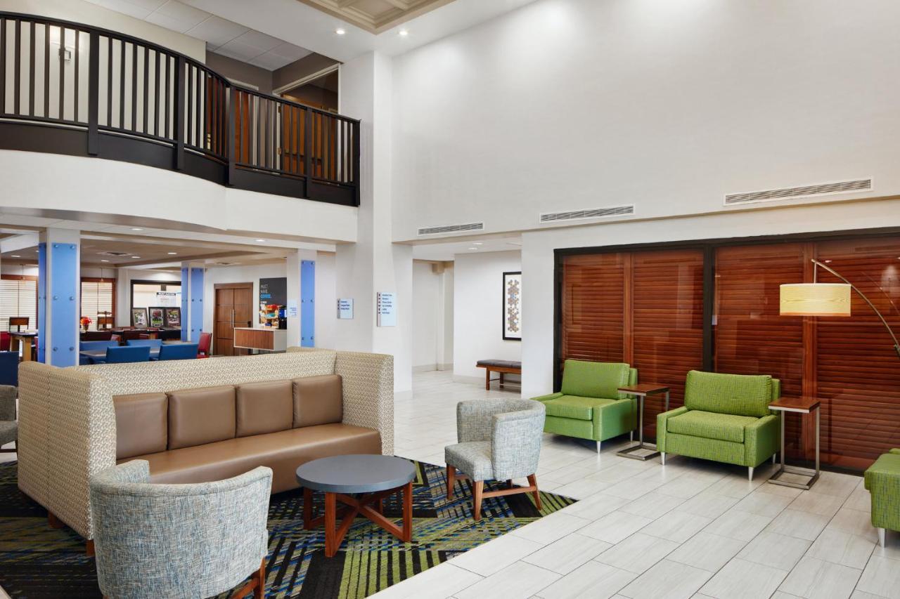 Holiday Inn Express & Suites Jacksonville South East - Medical Center Area By Ihg Exterior photo