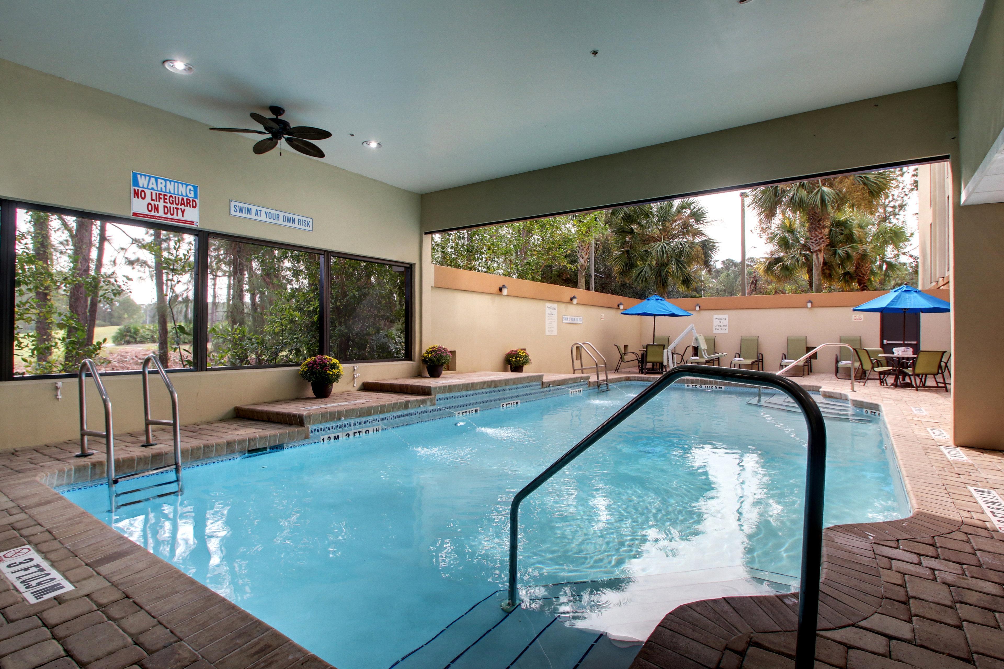 Holiday Inn Express & Suites Jacksonville South East - Medical Center Area By Ihg Exterior photo