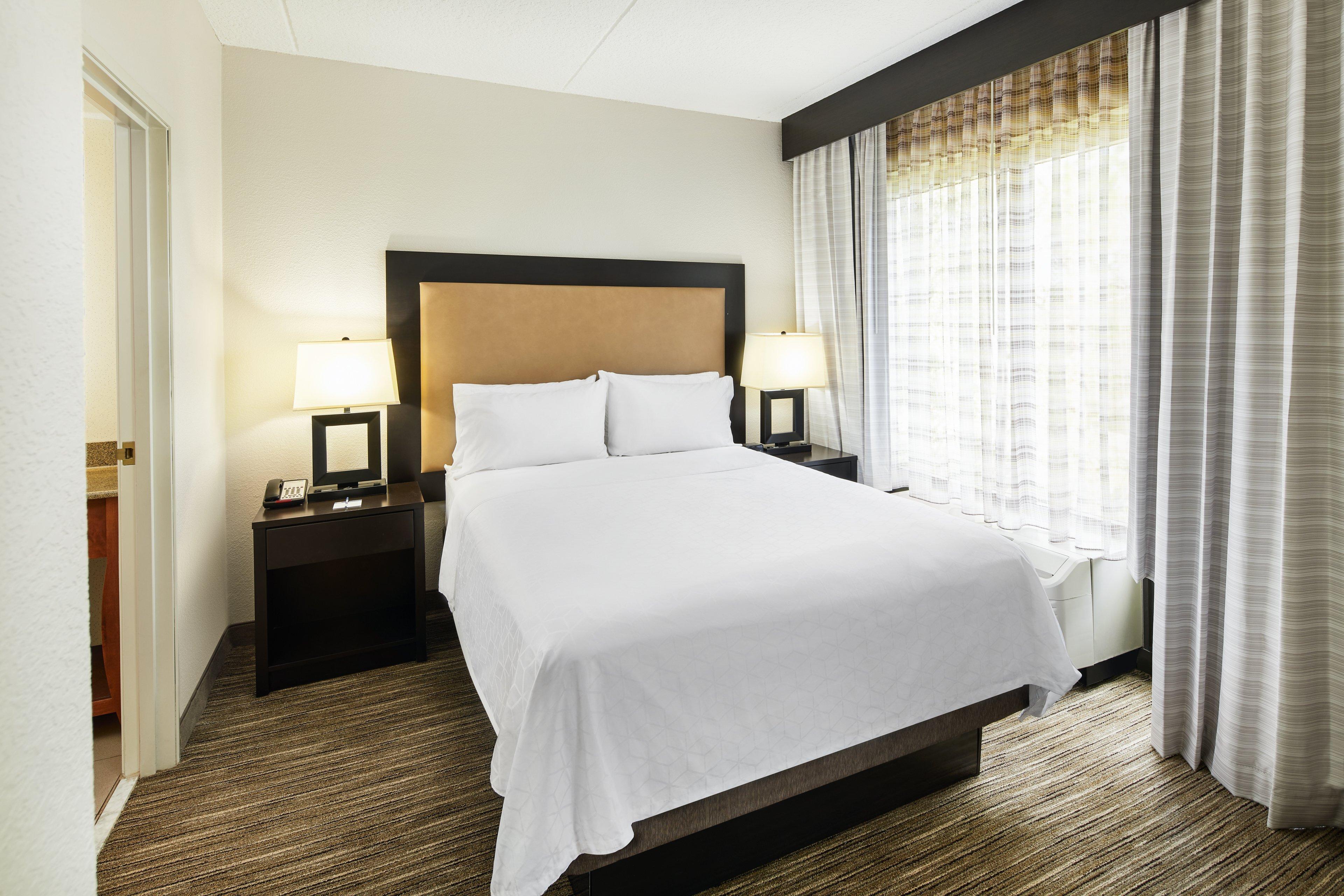 Holiday Inn Express & Suites Jacksonville South East - Medical Center Area By Ihg Exterior photo