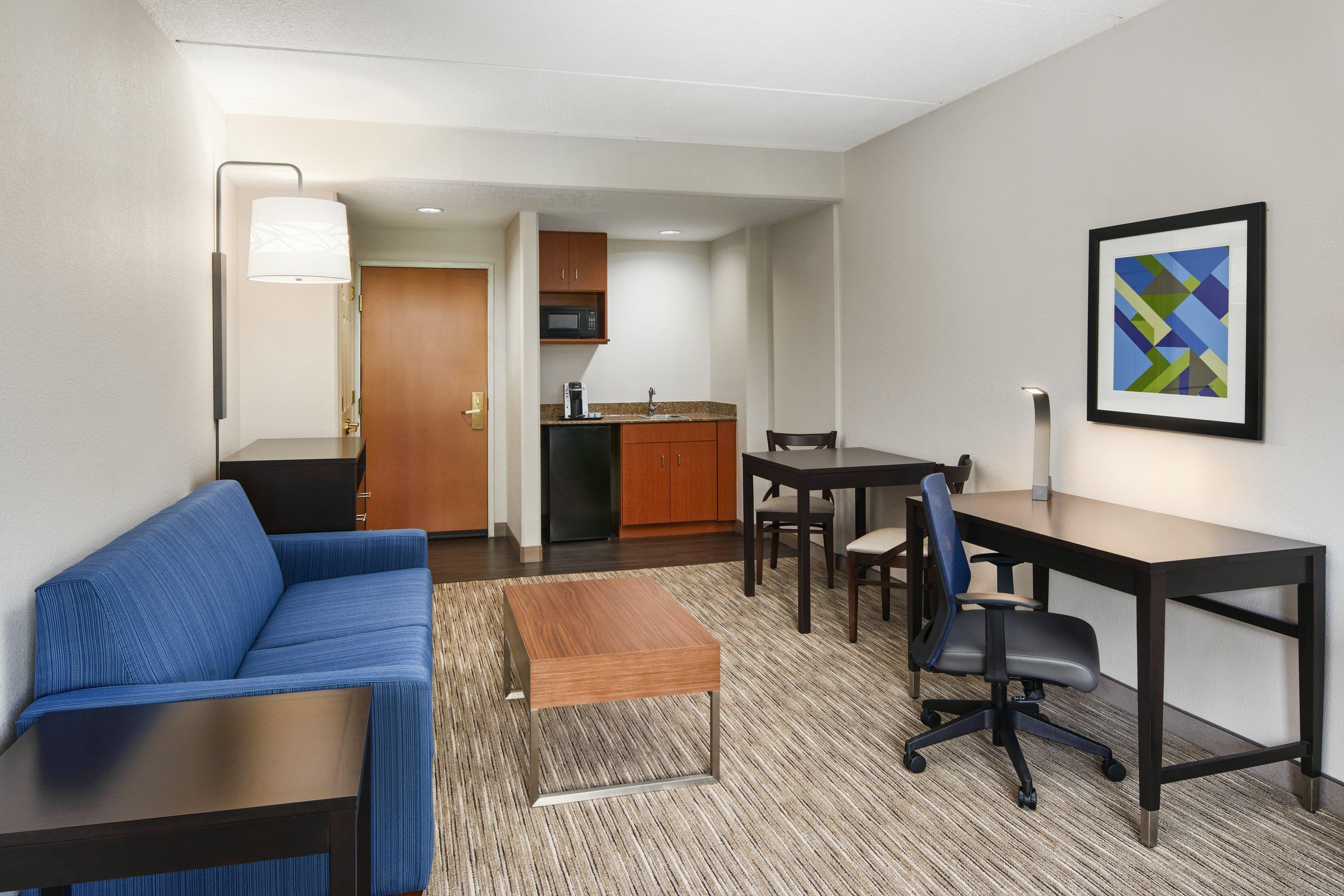 Holiday Inn Express & Suites Jacksonville South East - Medical Center Area By Ihg Exterior photo